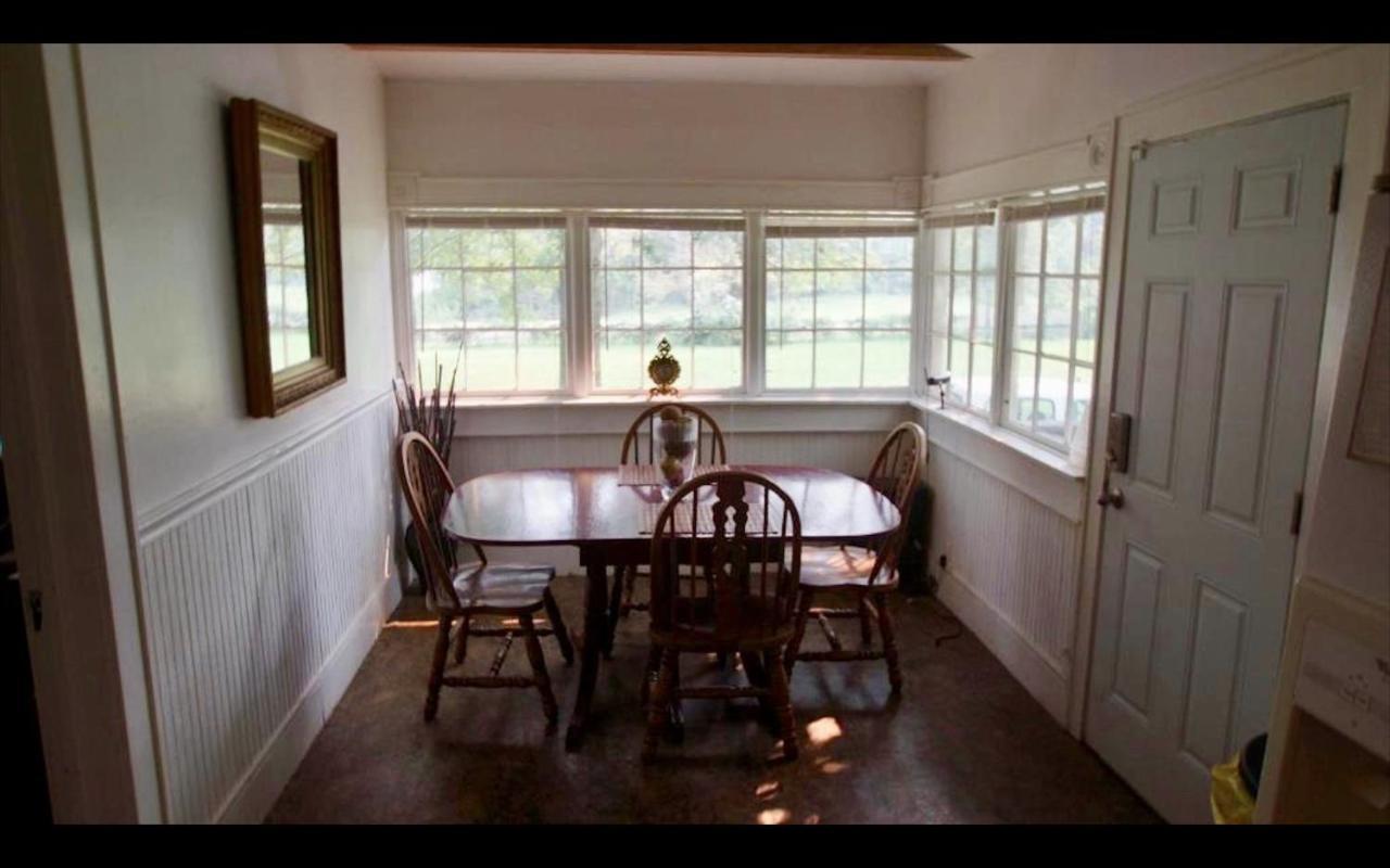 אינדיפנדנס Country House On 1 Acre 4 Beds Great For Events Or A Quiet Weekend! מראה חיצוני תמונה